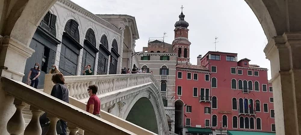 Rialto Bridge, orientation tour. An introduction to Venice with a professional guide